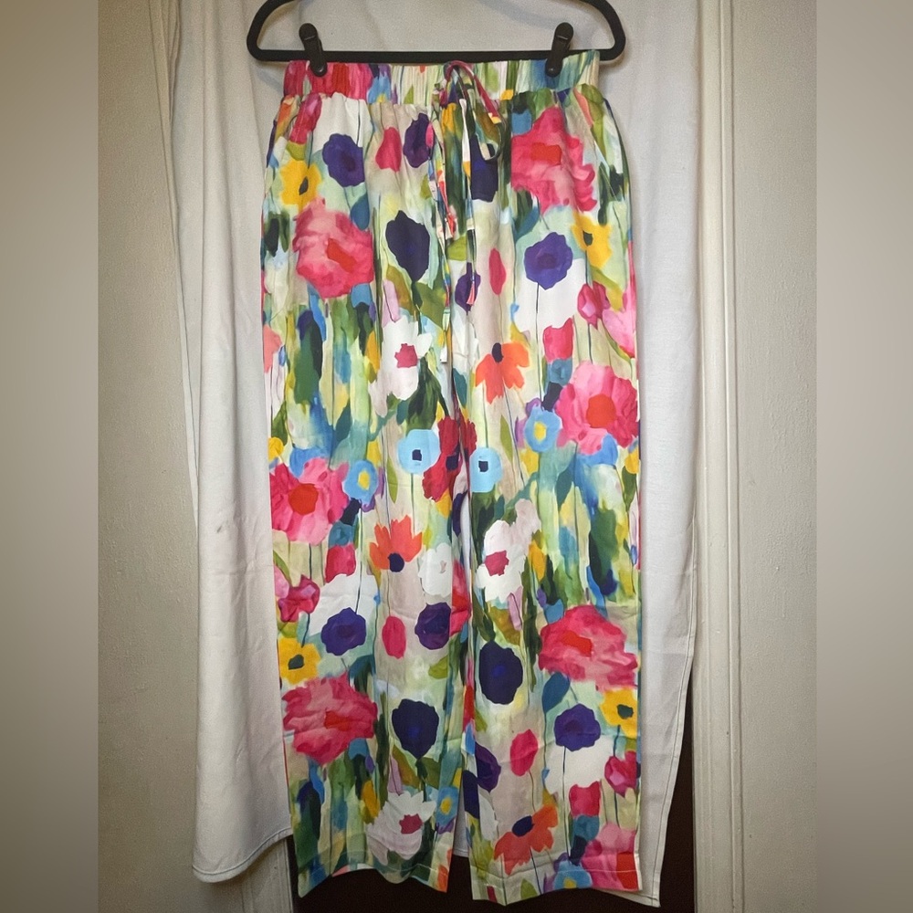 NWOT Multicolor Floral Printed Lightweight Summer Trousers w Pockets Size L